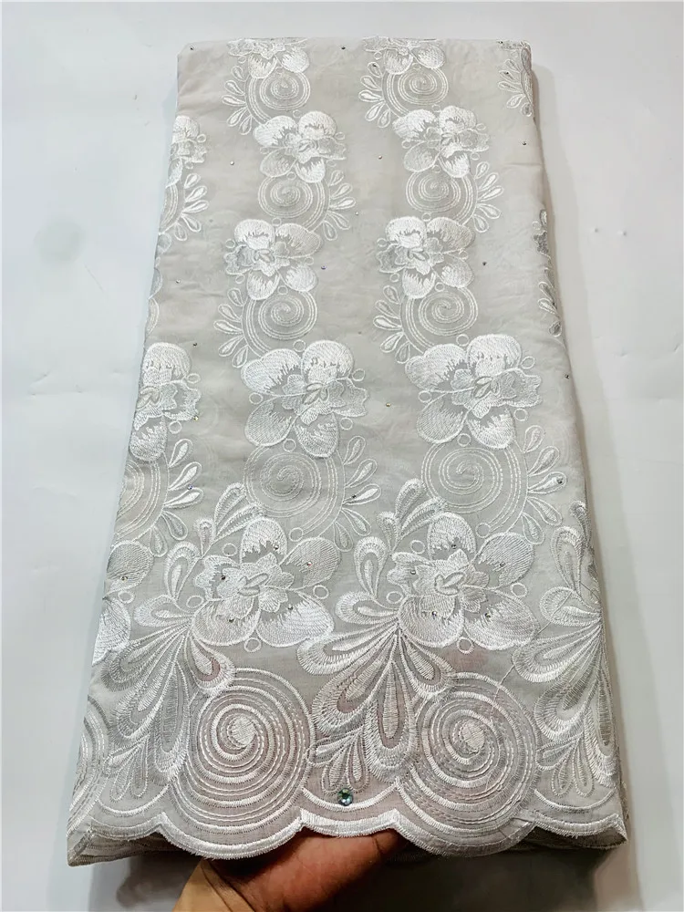 

Новейшая швейцарская вуаль кружевная ткань с вышивкой камнями африканская 100% хлопчатобумажная кружевная ткань популярный Дубайский стиль...