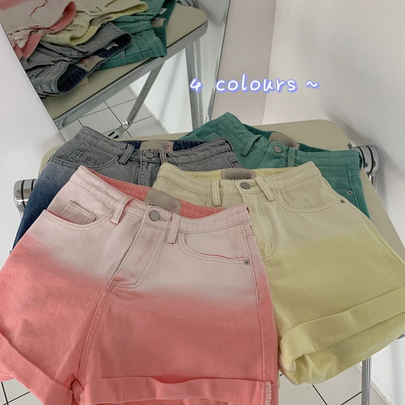 

Y2K Retro Flanging Women Shorts Pants Streetwear Kawaii Gradient Shorts Female 4 Color Grinding White Denim Shorts New 2021