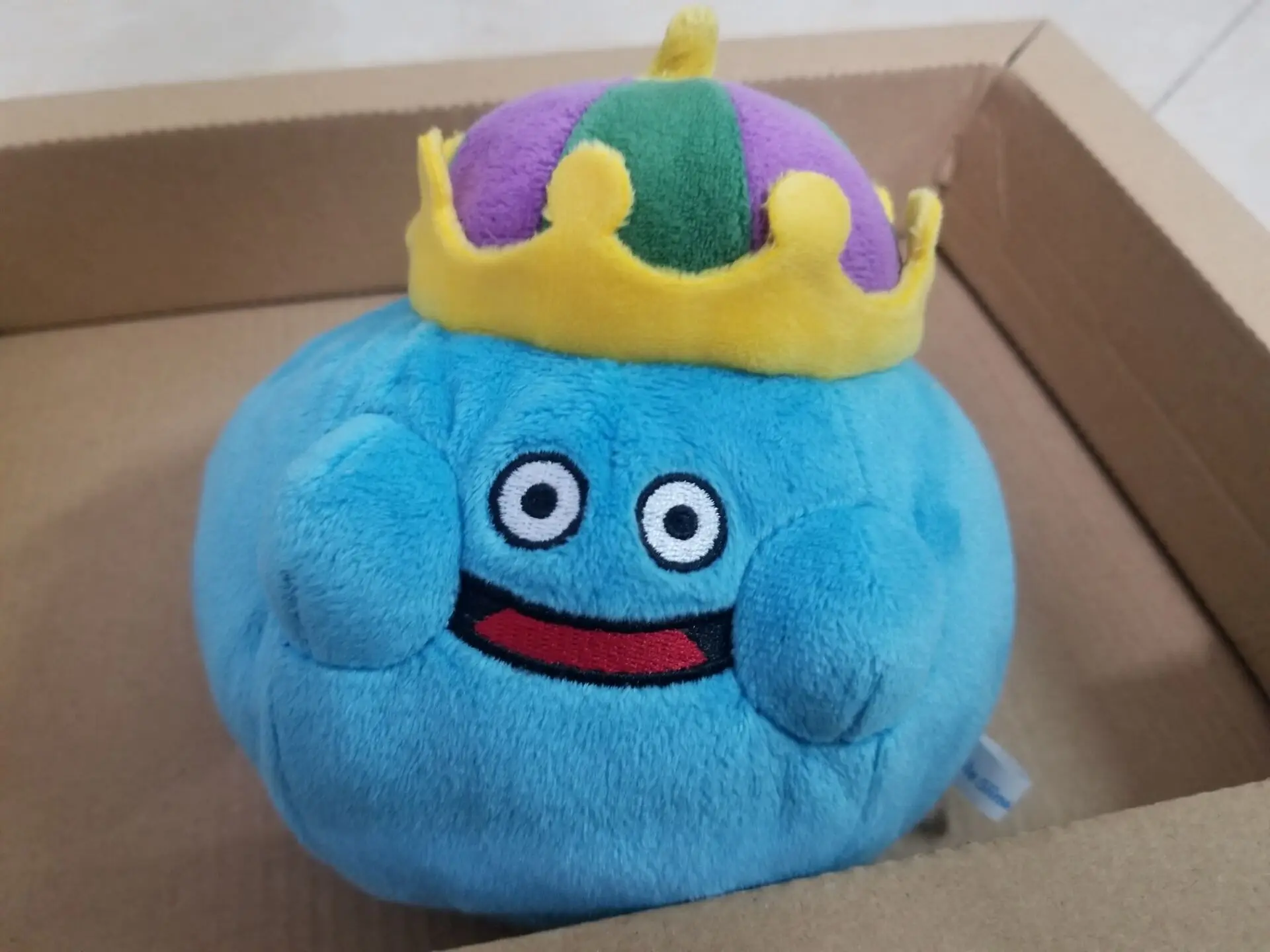 Dragon Quest-улыбка Slime плюшевые: король Slime мягкая игрушка