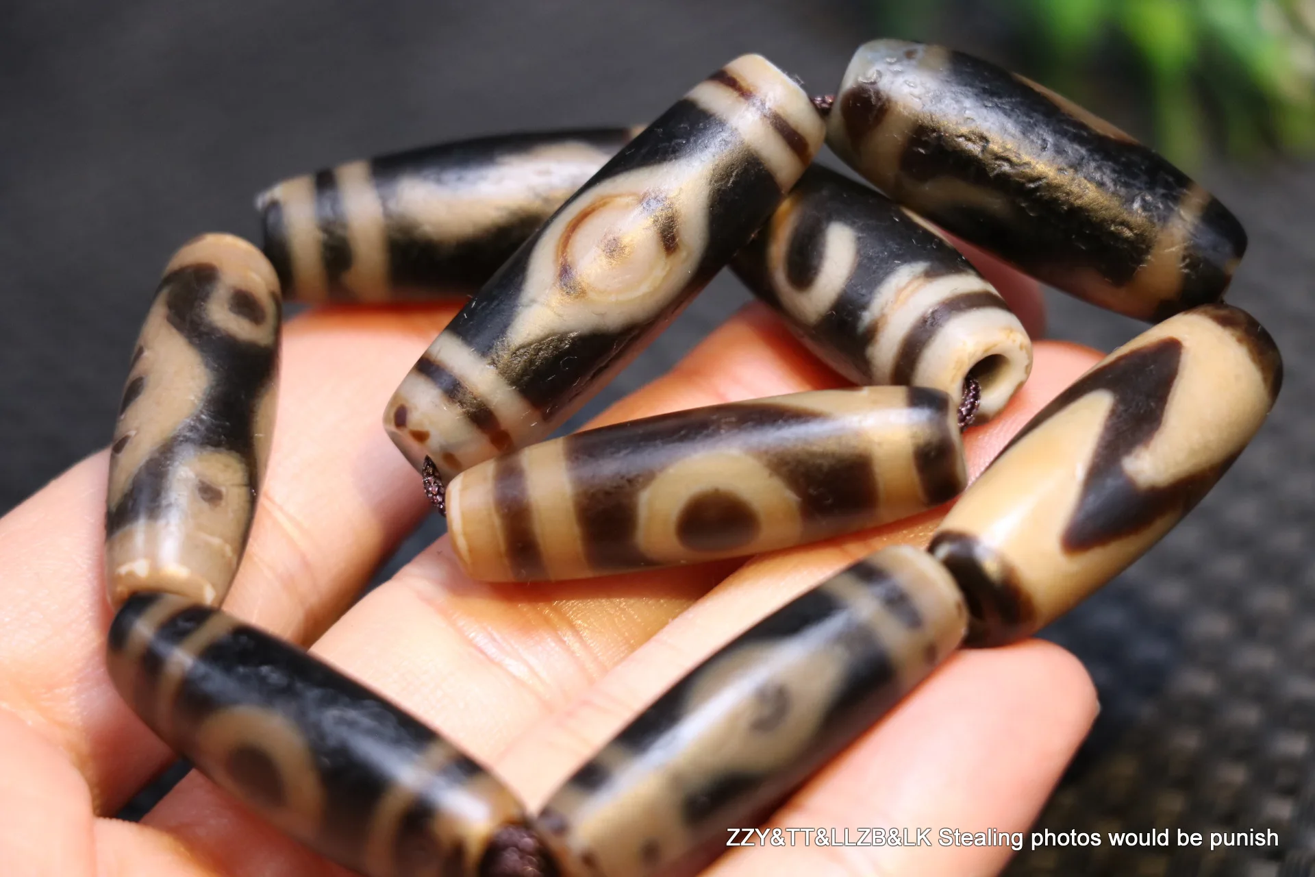 

Set of 9 PCS Magic Power Energy Tibetan Old Agate Multiple Symbolize dZi Bead Amulet Pendant Talisman 5A+ T UPD220102A15