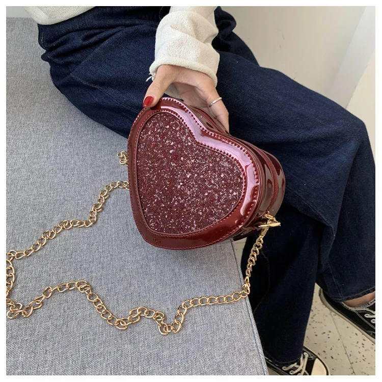 Женская сумка в форме красного сердца маленькая сумочка-мессенджер на плечо для