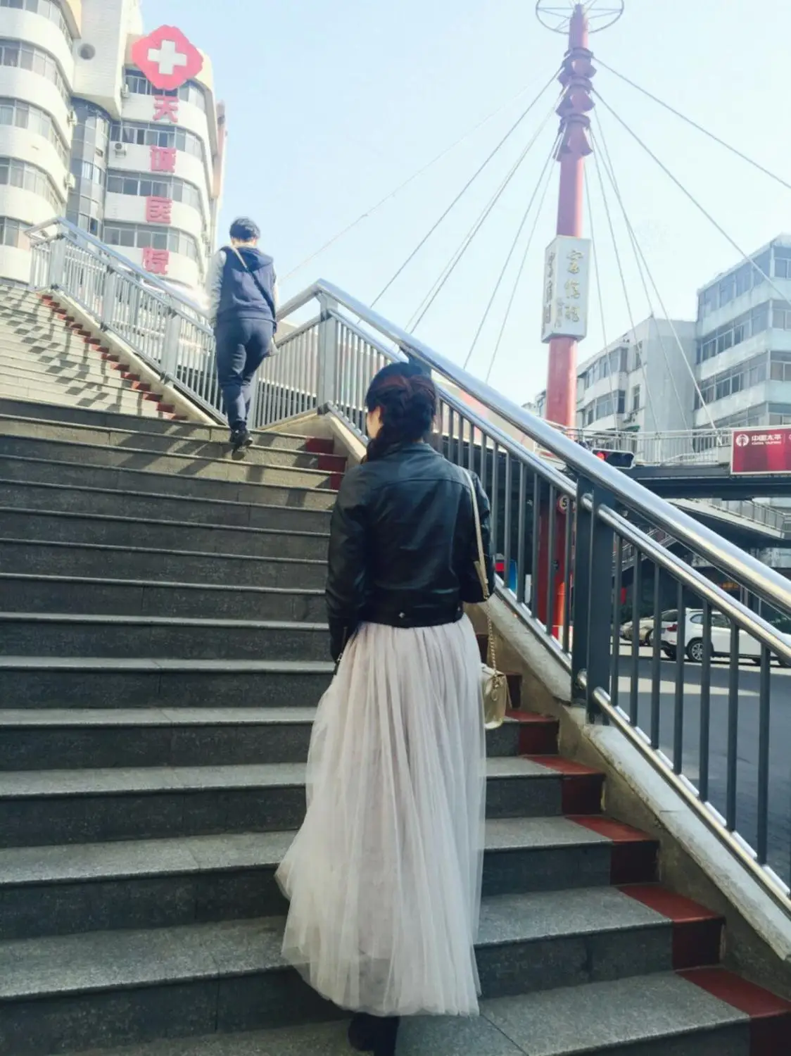 Юбка-миди из тюля черно-белая с высокой талией 2019 | Женская одежда