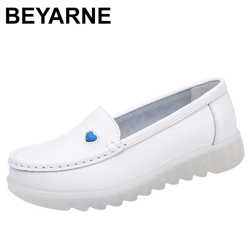 Женские кожаные туфли BEYARNE2019 на плоской подошве повседневные белые танкетке с