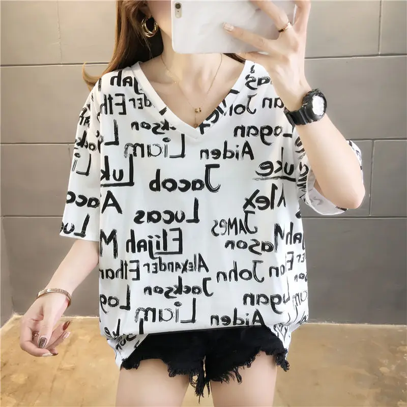 

2021 summer new large women's wear loose fitting black V-neck top fat short sleeve T-shirt women's wear
