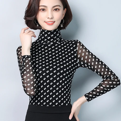 Женские простые удобные черные рубашки с романтическим принтом большие размеры