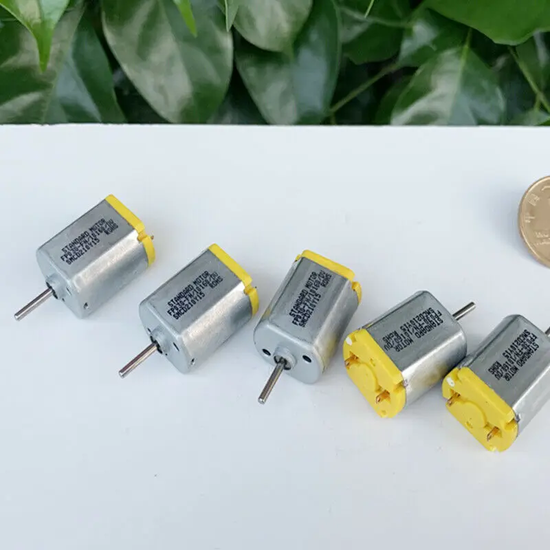 Фото Стандартный микро мини Электрический DC 030 двигатель 3 в-6 в 7 В 17000 об/мин DIY игрушка Стандартный микро мини Электрический DC 030 двигатель 3 в-6 в 7 В 17000 об/мин DIY игрушка