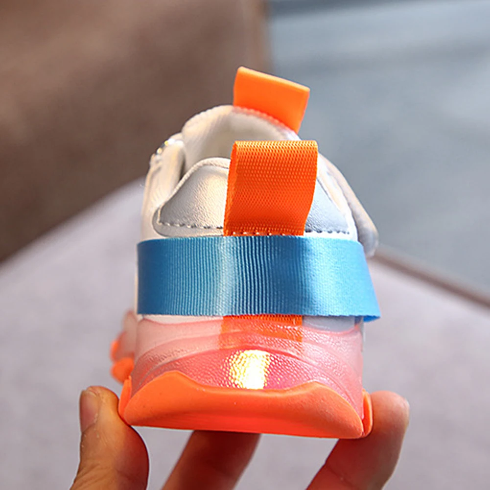 New Kids shoes Led shoes Casual Sport Running Shoes Sneakers Children Luminous Shoes Boys Girls Stripe Baby Non-slip Sneakers