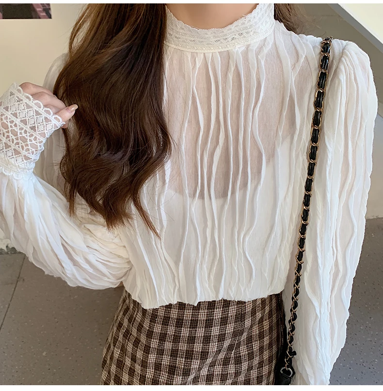 

Белый однотонный с длинным рукавом