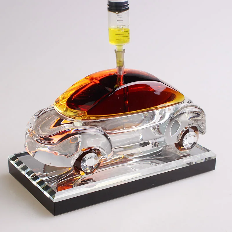 Специальный пластиковый шприц для дозирования эфирного масла парфюма