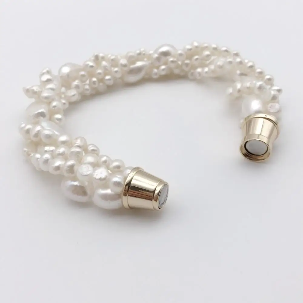 Браслет из натурального пресноводного жемчуга 4 ряда с магнитной застежкой белый