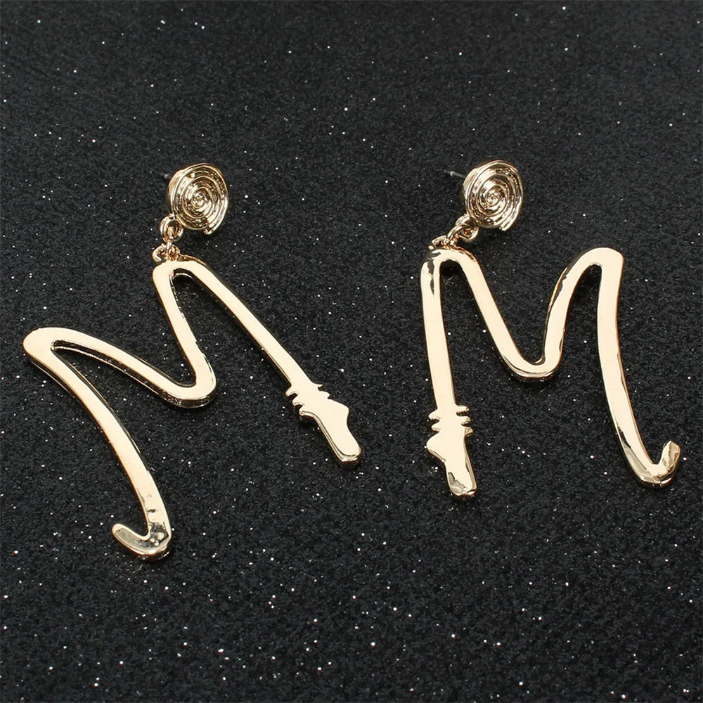

Women Earrings Gold Plated M Letter Earrings Banquet Couple Wedding Earrings Fashion Charm Jewelry Give Girlfriend Birthday Gift