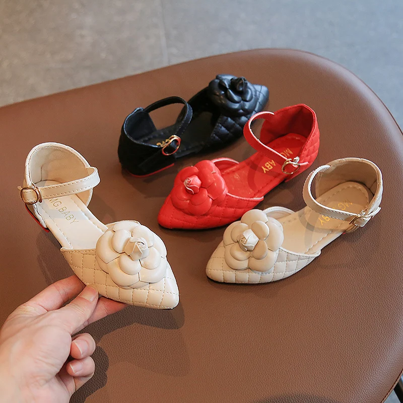 

Детские кроссовки из ПУ кожи, на плоской подошве