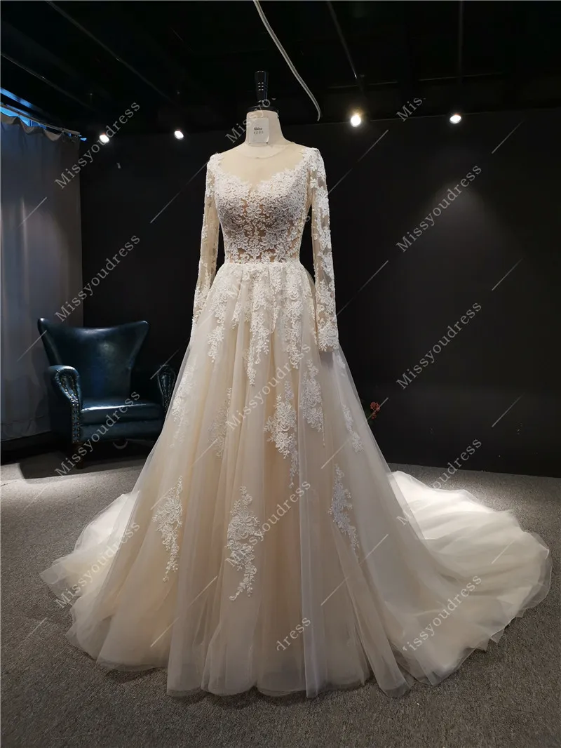 2021 Newest High Quality Real Sample Flower Lace Champagne V-neck Full Sleeves A-line Floor Length with Train Wedding Dress
