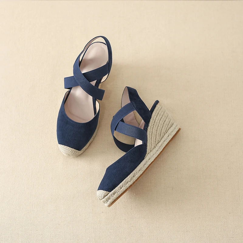 

Women's Shoes