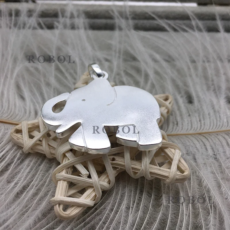 

Spanish Bear High-quality Boutique S925 Sterling Silver Pendant Accessories, Silver Elephant Design, Clever, Cute and Playful