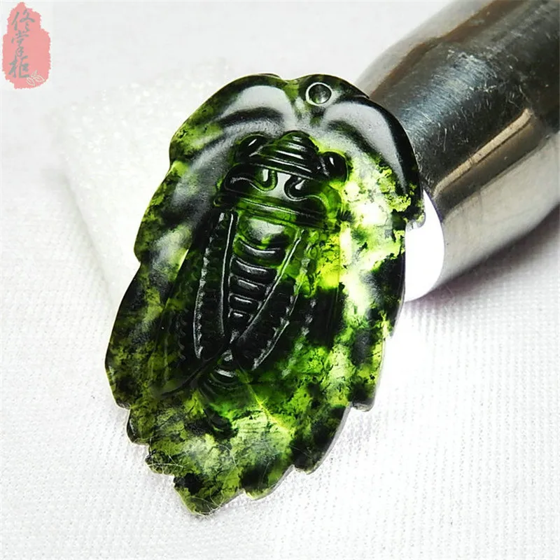 

Knowing the pendant, natural black and green jade became famous overnight. Jade pendant, male and female jade necklace, pendant