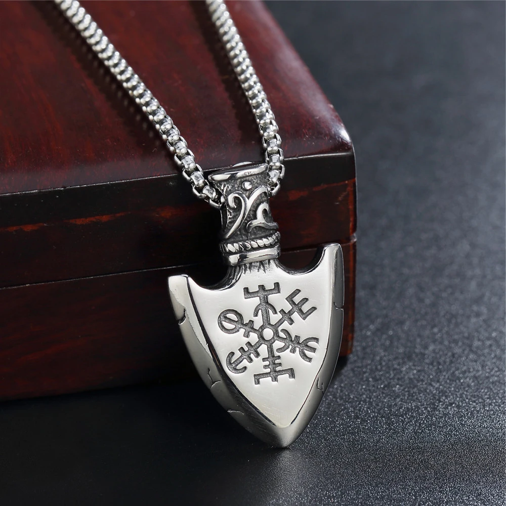 Ожерелье из нержавеющей стали для мужчин Двусторонняя подвеска-копье с компасом