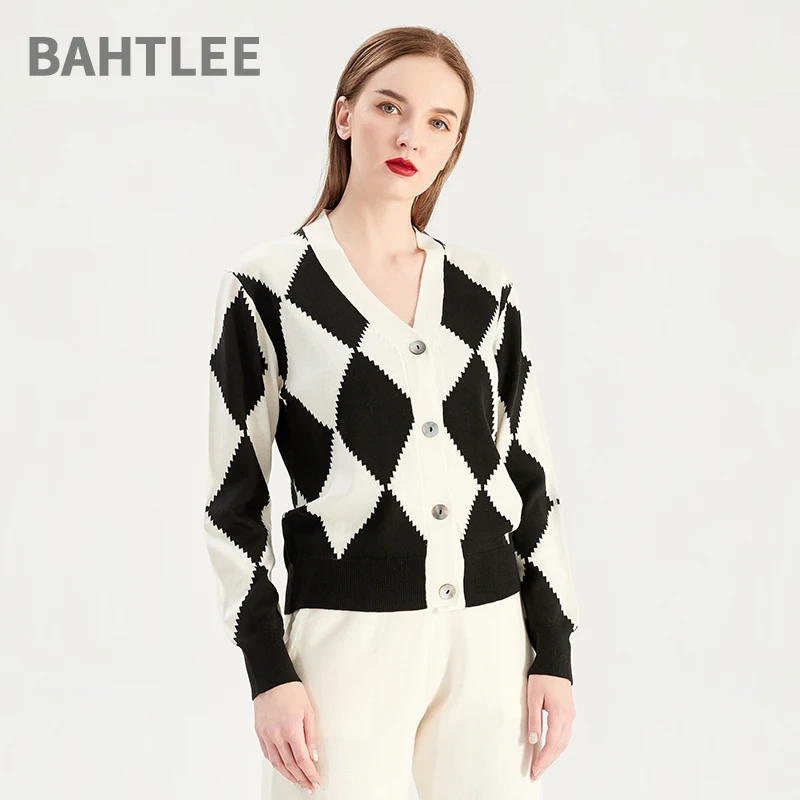Enlarge BAHTLEE Spring Autumn Women's Wool Coat Knitted Cardigan Sweater V-Neck Long Sleeves Diamond Inlay Technology Thin Soft Button