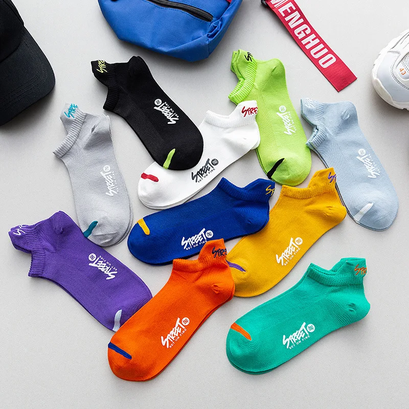 New Men's Socks Fashion Trend Original Breathable Deodorant Sports And Leisure All-match Cotton Boat Socks Shallow Mouth Socks