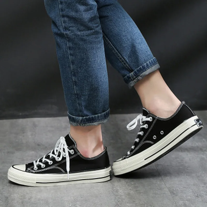 

Men Vulcanized Shoes Men Canvas Shoes 2020 New Spring Autumn Fashion Solid Color Lace-up White Casual Shoes Men Sneakers 35-44