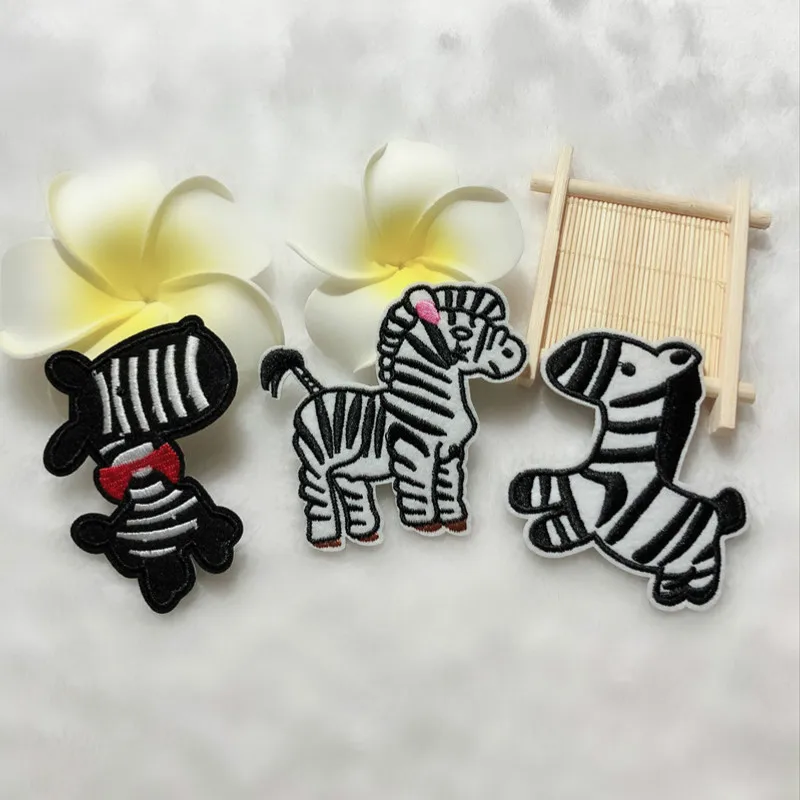 

20pcs/lot Cartoon Zebra Embroidery Patches Black White Sticker Cute Biker Bag Clothing Accessories Applique Heat Iron Transfer