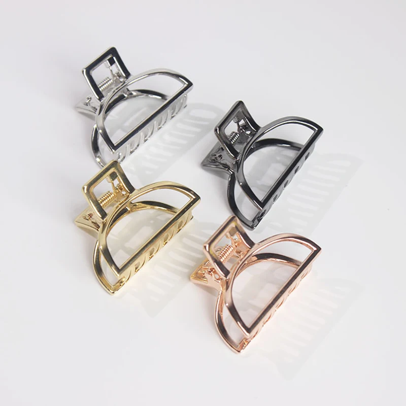 

2020 Women Girls Geometric Hair Claw Clamps Hair Crab Moon Shape Hair Clip Claws Solid Color Accessories Hairpin