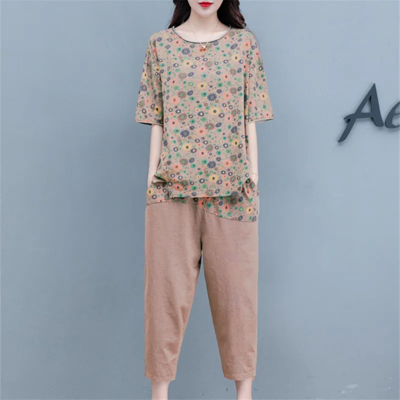 

Summer Plus Size Fashion Suit Woman New Round Neck Print Top + Elastic Waist Nine-point Pants Casual Loose Two-piece Set Female