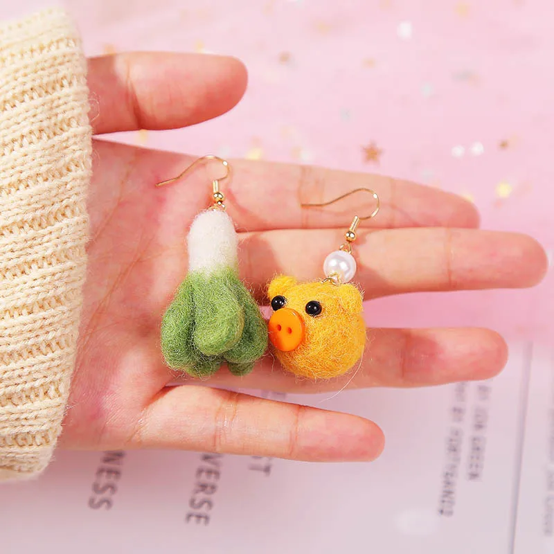 2021 Специальное предложение серьги в Корейском стиле виде животных шерстяные