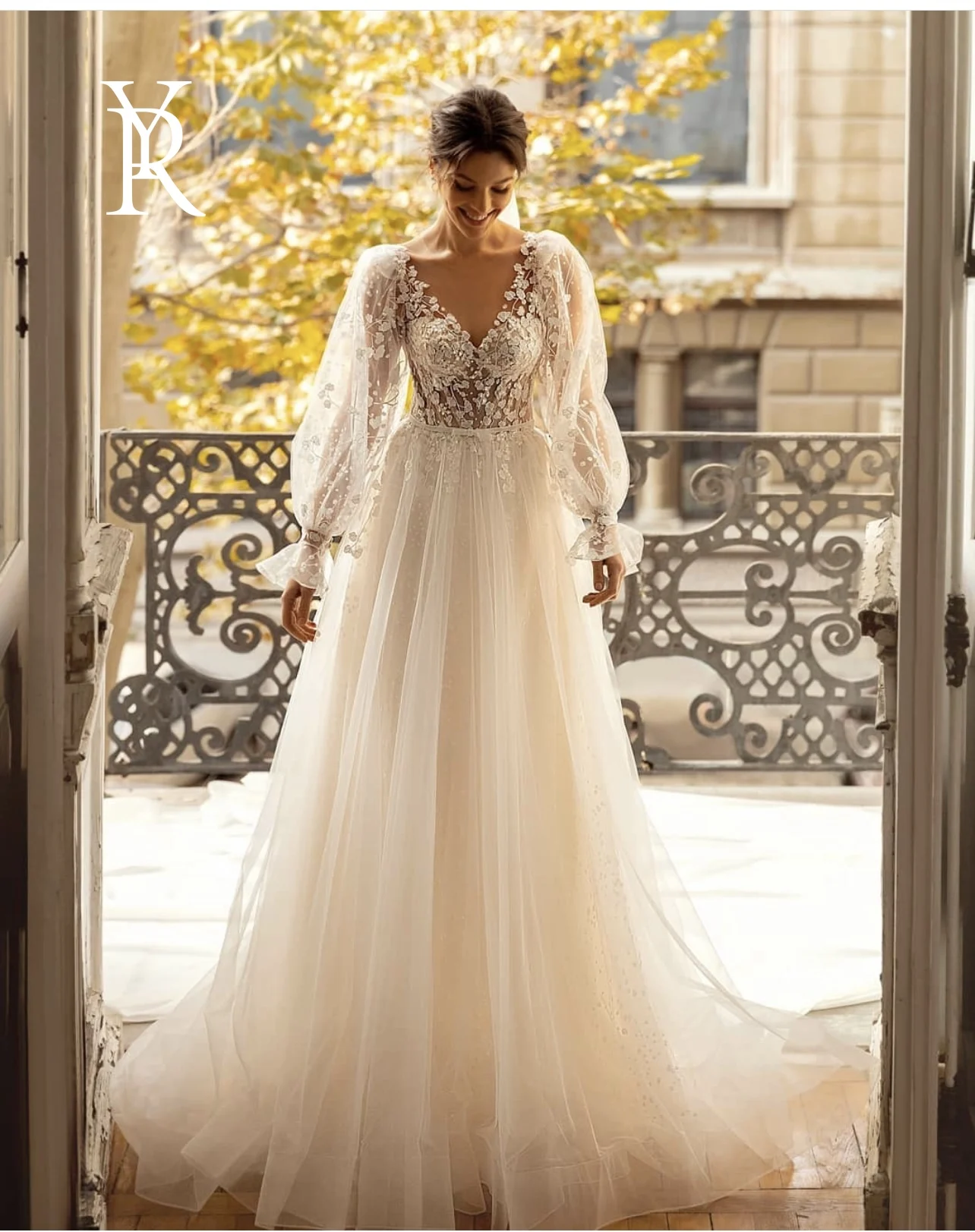 

YILIBERE Lace Wedding Dress Vintage V-Neck Sleeveless Tulle Bride Dress Pearl Elegant 3d Flowers Custom Made Floor Length