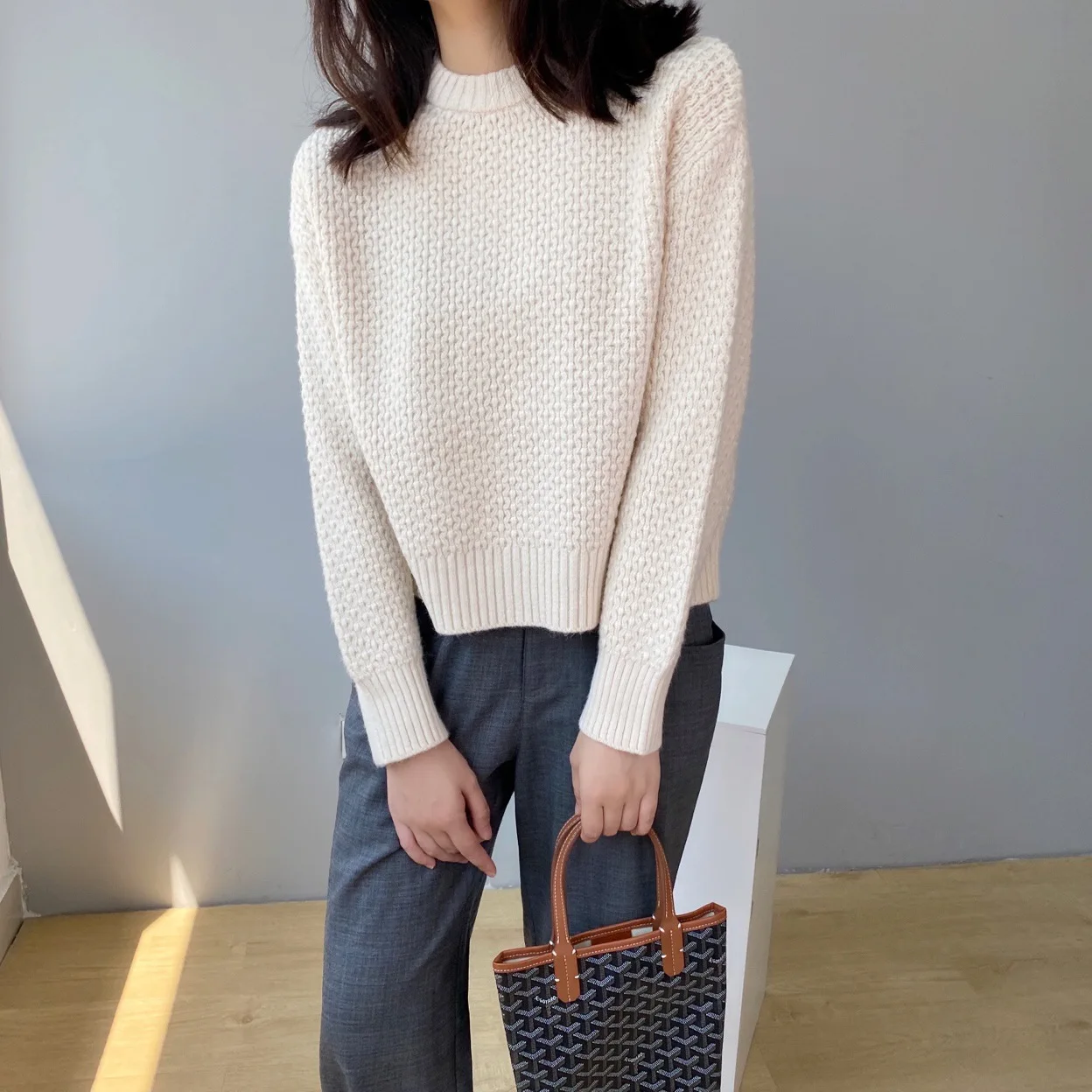 

Новинка 2020, женский осенний свитер с круглым вырезом и длинным рукавом, женский теплый свитер, однотонный зимний плотный короткий пуловер, Ж...