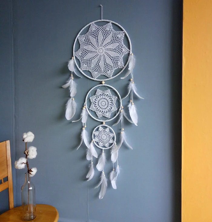 

One piece handmade white Dream catcher lace feather wedding decortion gift