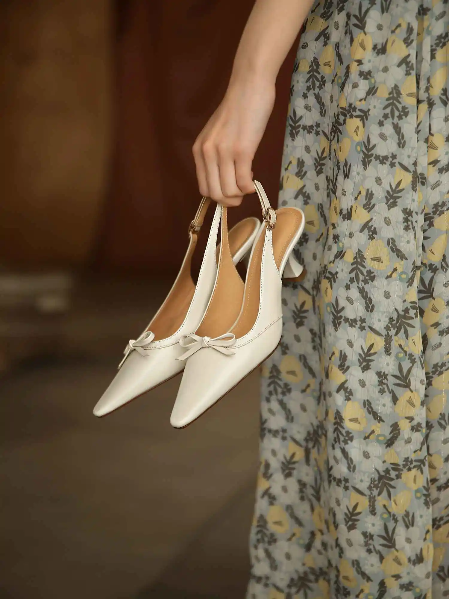 

Krazing pot plus size genuine leather pointed toe high heels shallow gentlewomen butterfly-knot buckle straps women sandals L52