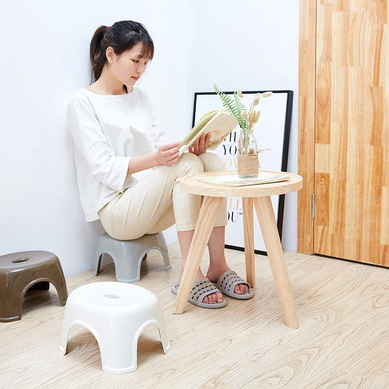 Домашний нескользящий пластиковый табурет для взрослых и детей плотный низкий