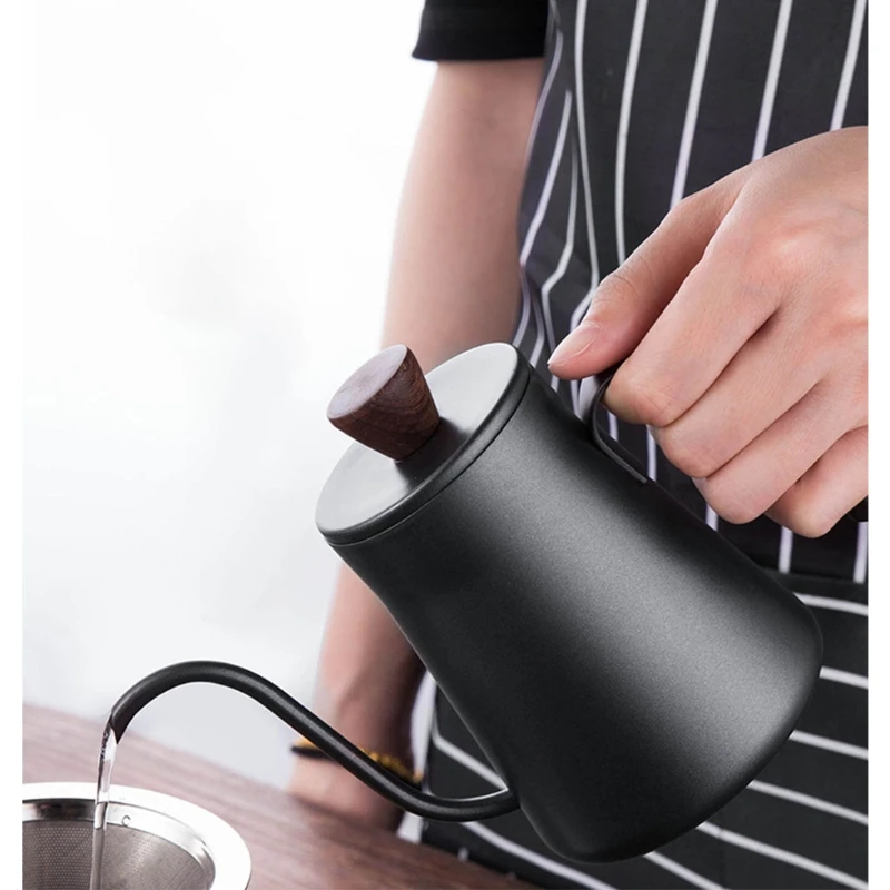 Кофейник ручной работы с длинным мундштуком в виде гусиной шеи черного цвета 400