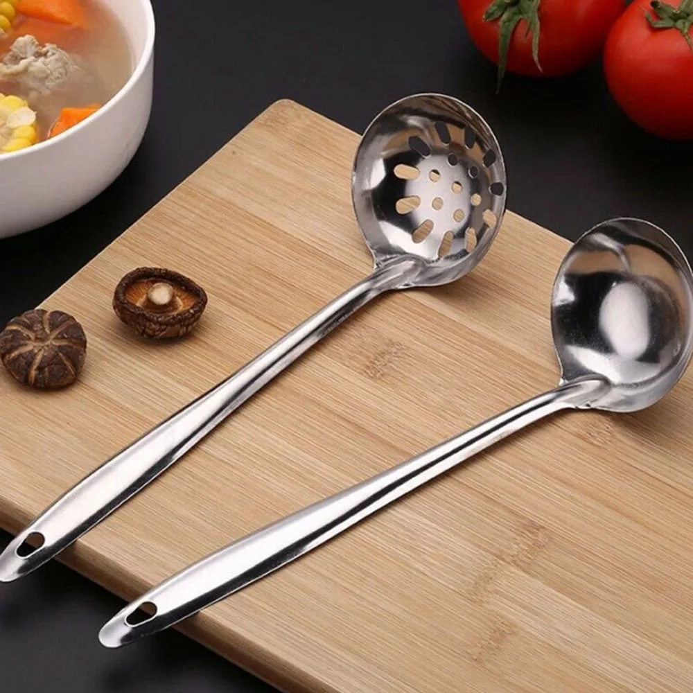 

2PCS Random Stainless Steel Soup Spoon leaky Spoon Hot Pot Skimmer Colander Filter Dinnerware Tableware Restaurant Supplies