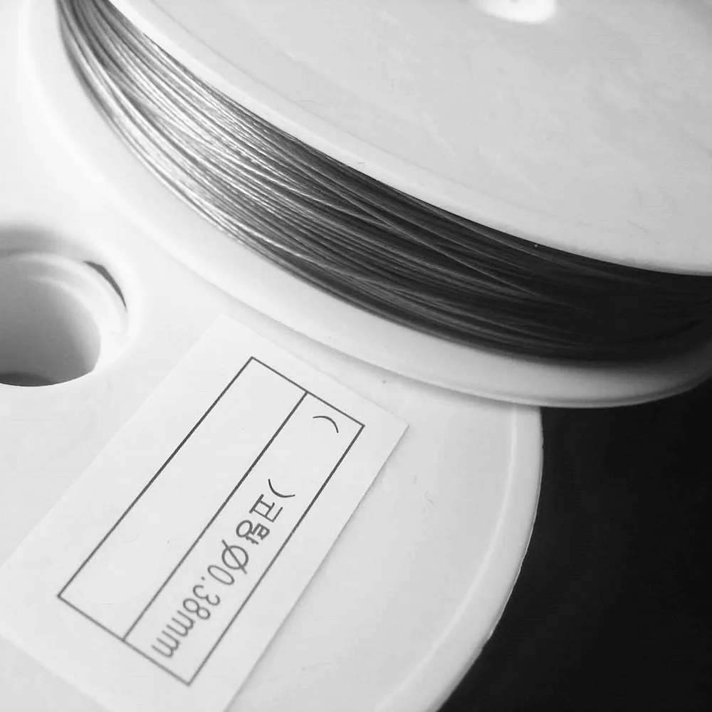 

100 м Серебряная/смешанная стальная проволока с нейлоновым покрытием Tiger Tail проволока для бисероплетения/0,38