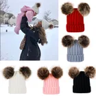 2022 г. Осенне-зимний вязаный свитер для девочек и детей, чистый цвет шапки с двойными помпонами для волос шапки для новорожденных, детские шапки