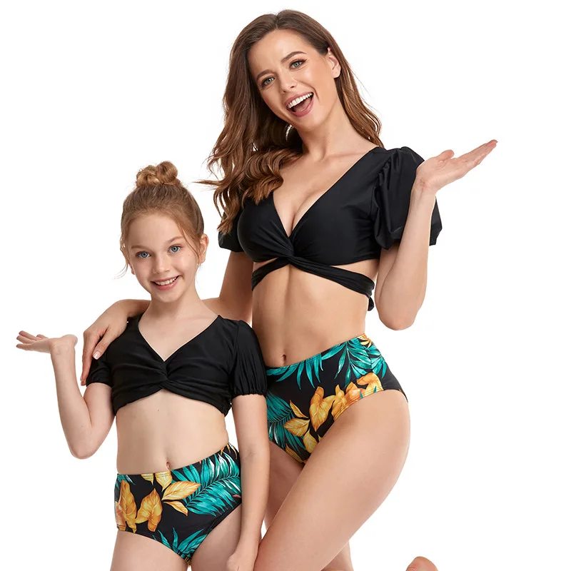 

Mother And Daughter Women Swimwear Two Piece Swimsuit 2021 New Family Matching Clothes Girl Bikini Kid Baby Girl Bathing Suit