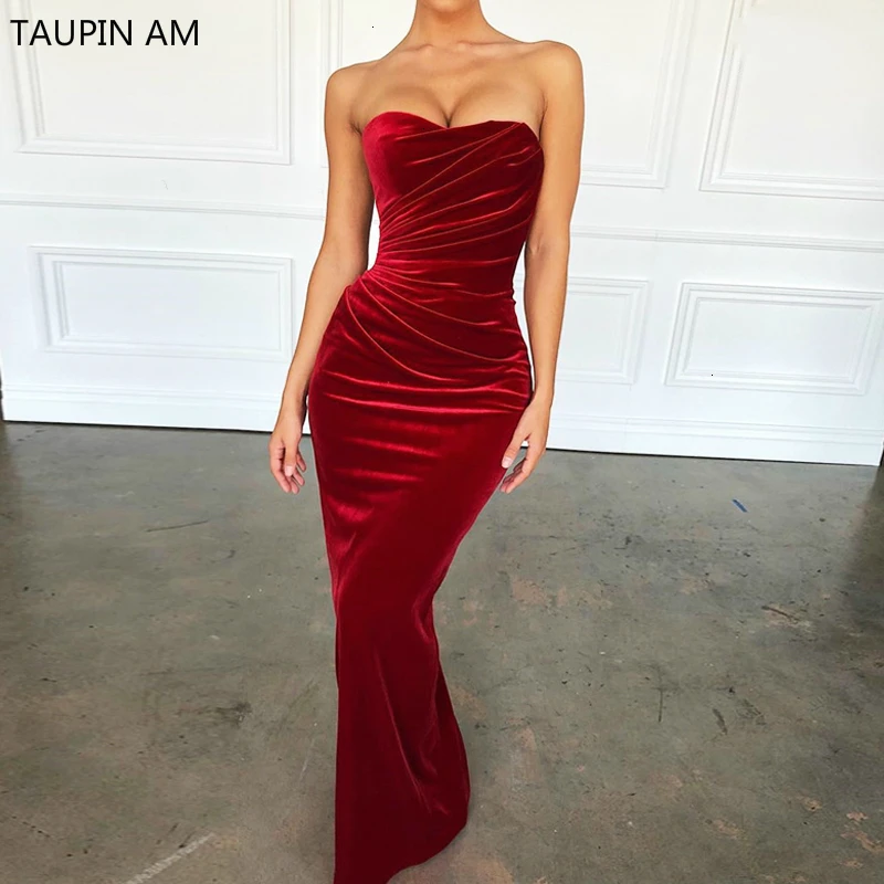 

Женское Плиссированное бархатное платье макси без бретелек с открытыми плечами без рукавов осеннее длинное платье с открытой спиной женск...