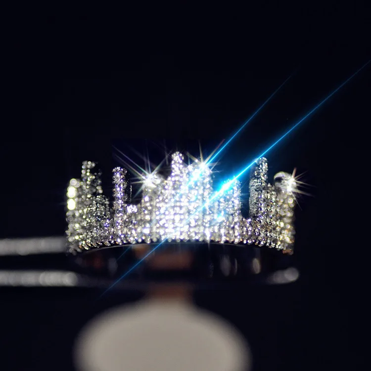 Кольцо женское серебряное с короной и камнем из циркония | Украшения аксессуары