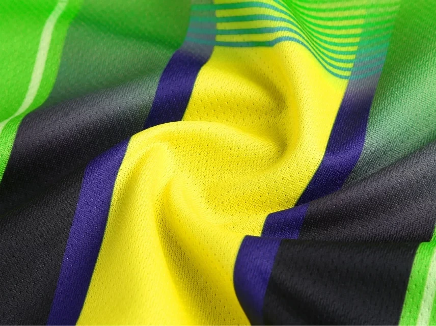 Футбольные комплекты с карманами для мальчиков Бесплатная футбольная рубашка