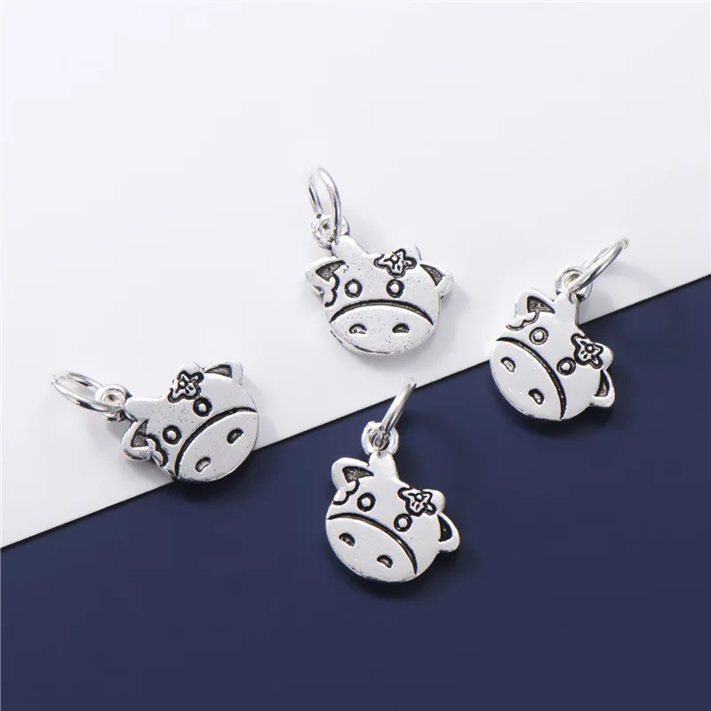 

925 Sterling Silver Cartoon Yound Cow Circle Chamrs Women Girls Decoration Silver Pendants Widgets DIY Jewelry Findings Supplier
