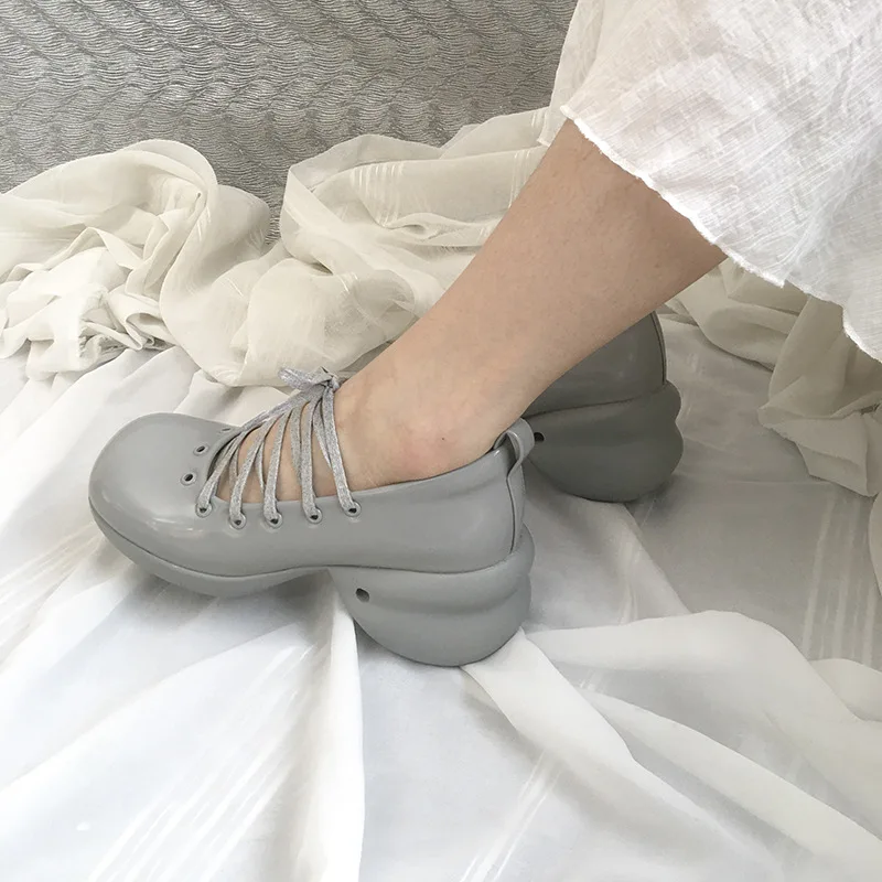Новая Осенняя женская обувь Брендовая на платформе для танцев с круглым носком