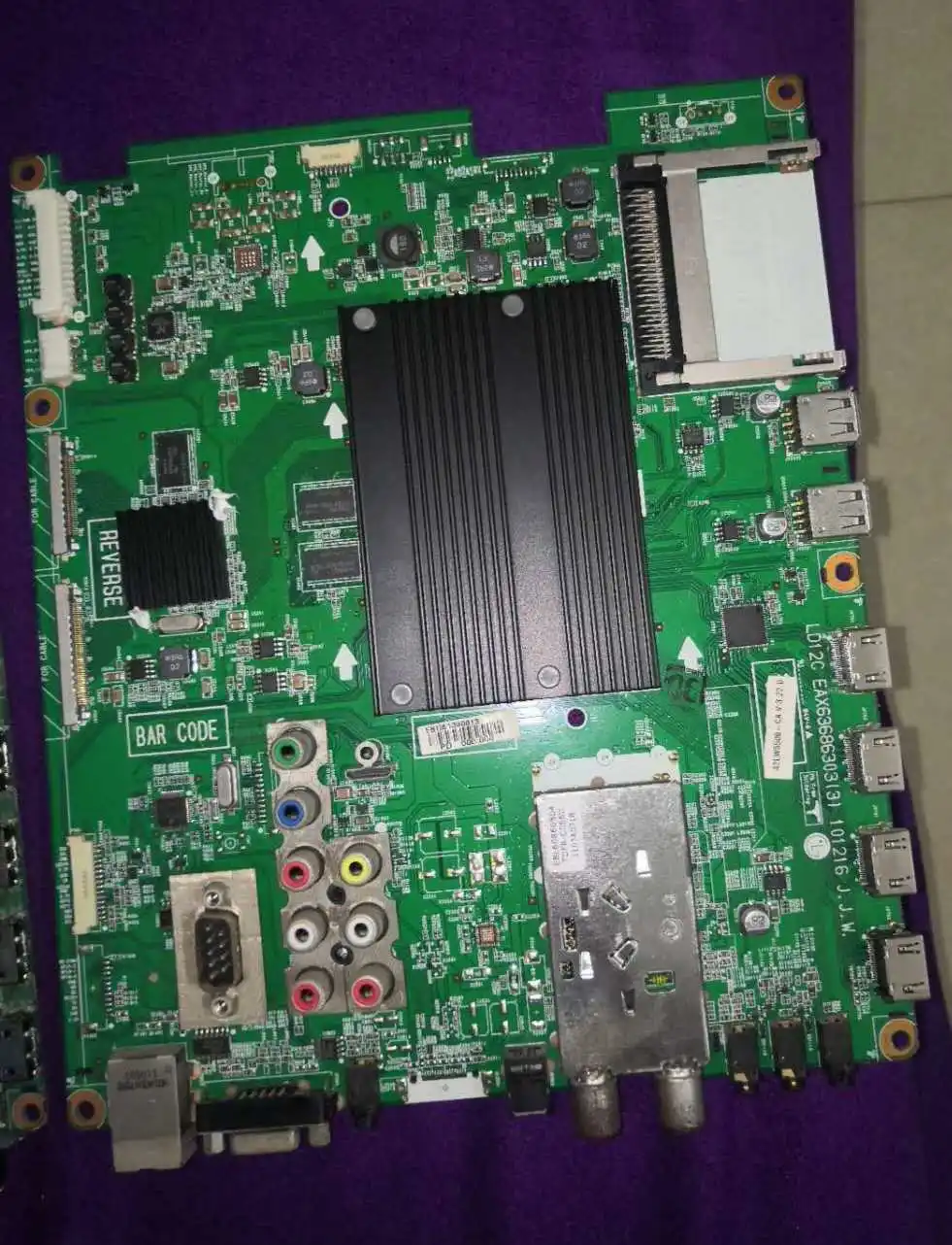 

Для 42/47LW5500-CA 42/47LW6500-CA материнская плата EAX63686303 хорошее качество