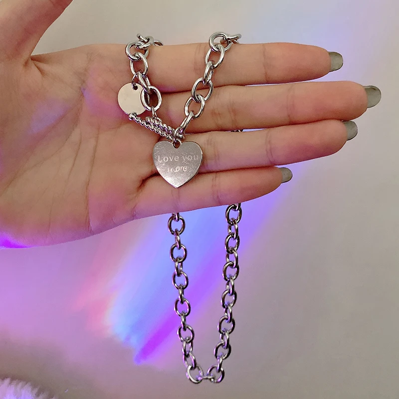 

Lifefontier Punk Love Heart Pendant Necklace for Women Men Hip Hop Silver Color Chain Metal Choker Necklaces Couple Jewelry 2021