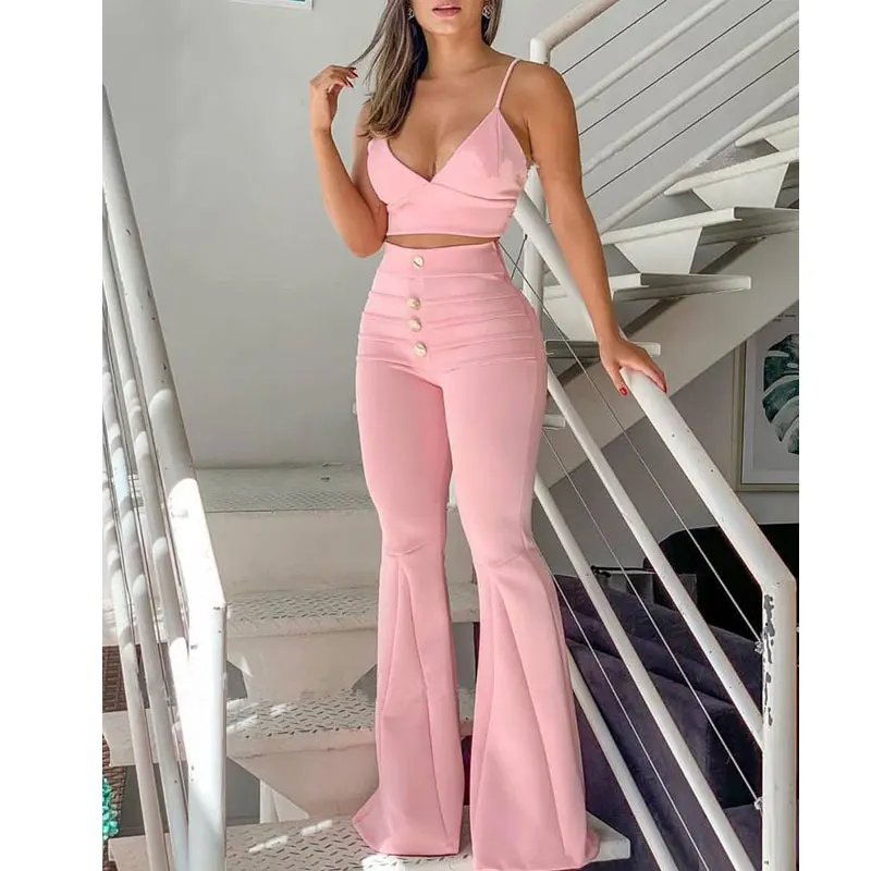 

Женский комплект из двух предметов, повседневный укороченный топ на бретельках с V-образным вырезом и длинные расклешенные брюки на пуговиц...