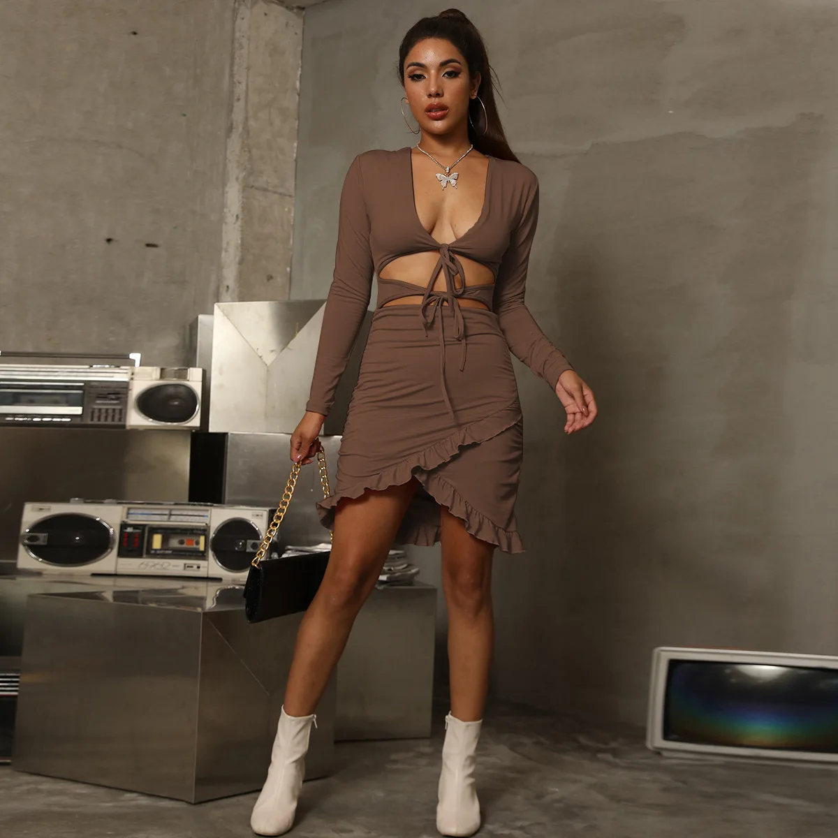 

2020 New Strap Dress Deep V Ruffles Long Sleeve Dress