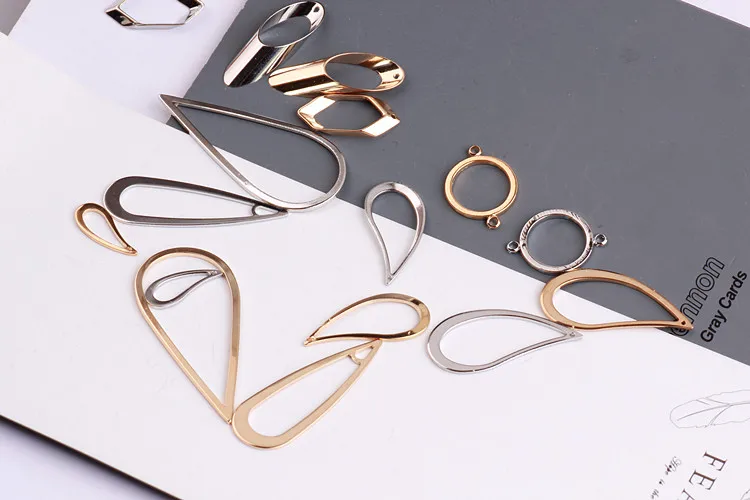 Медные серьги-гвоздики KEEP TIME