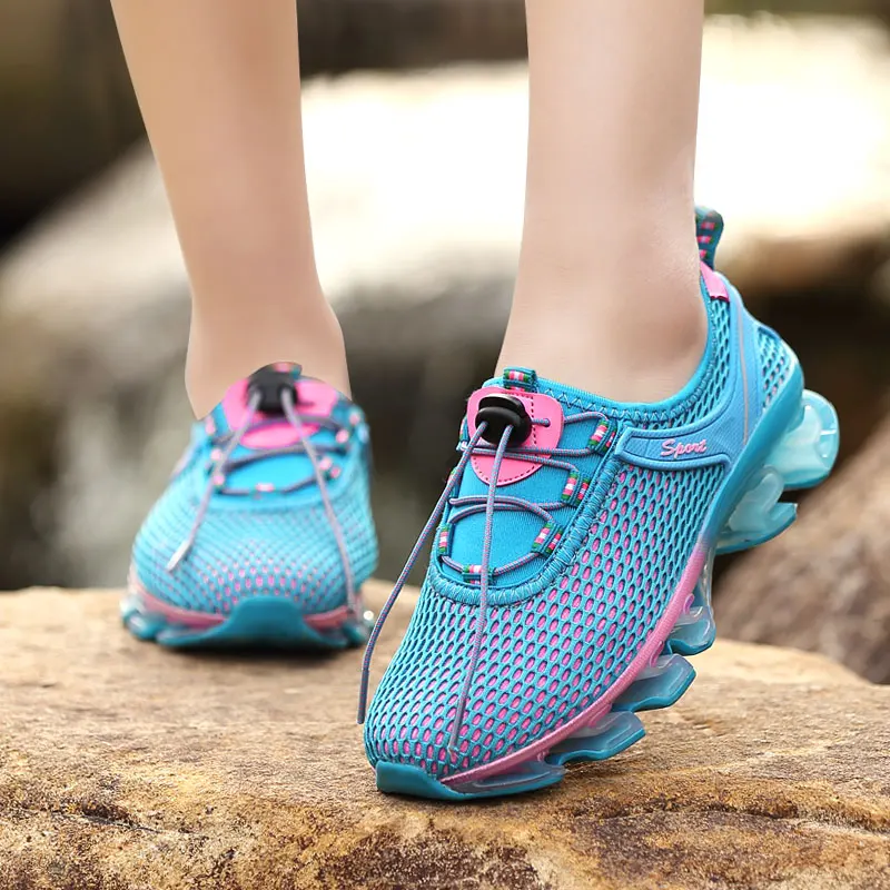 Женские непромокаемые кроссовки для походов активного отдыха скалолазания
