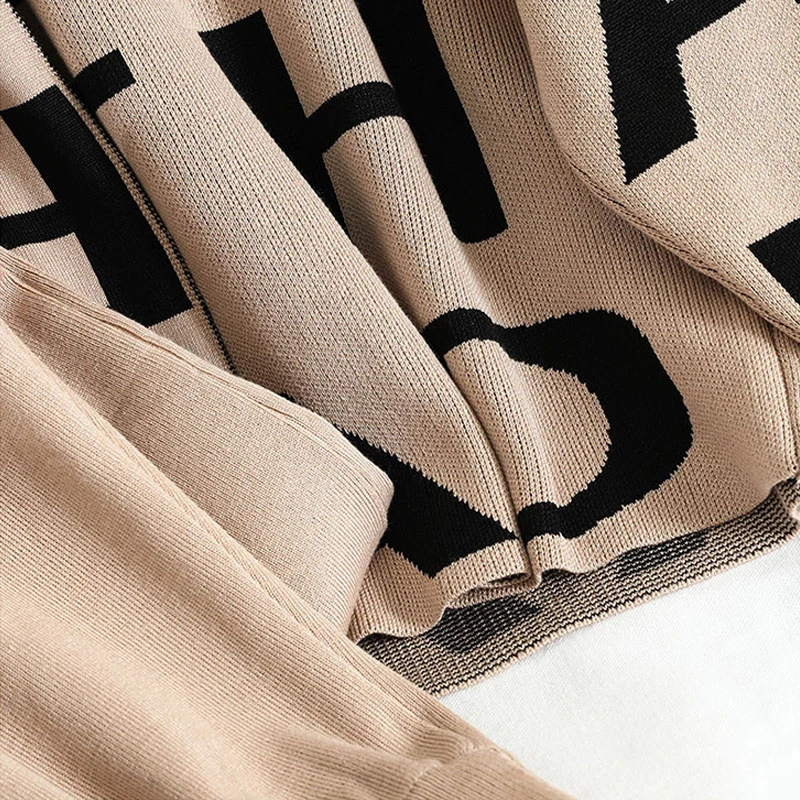 

2020 New Korean casual Autumn Winter three-piece suits scarf sweater + wide-leg pants straight pants three-piece Sets women T639